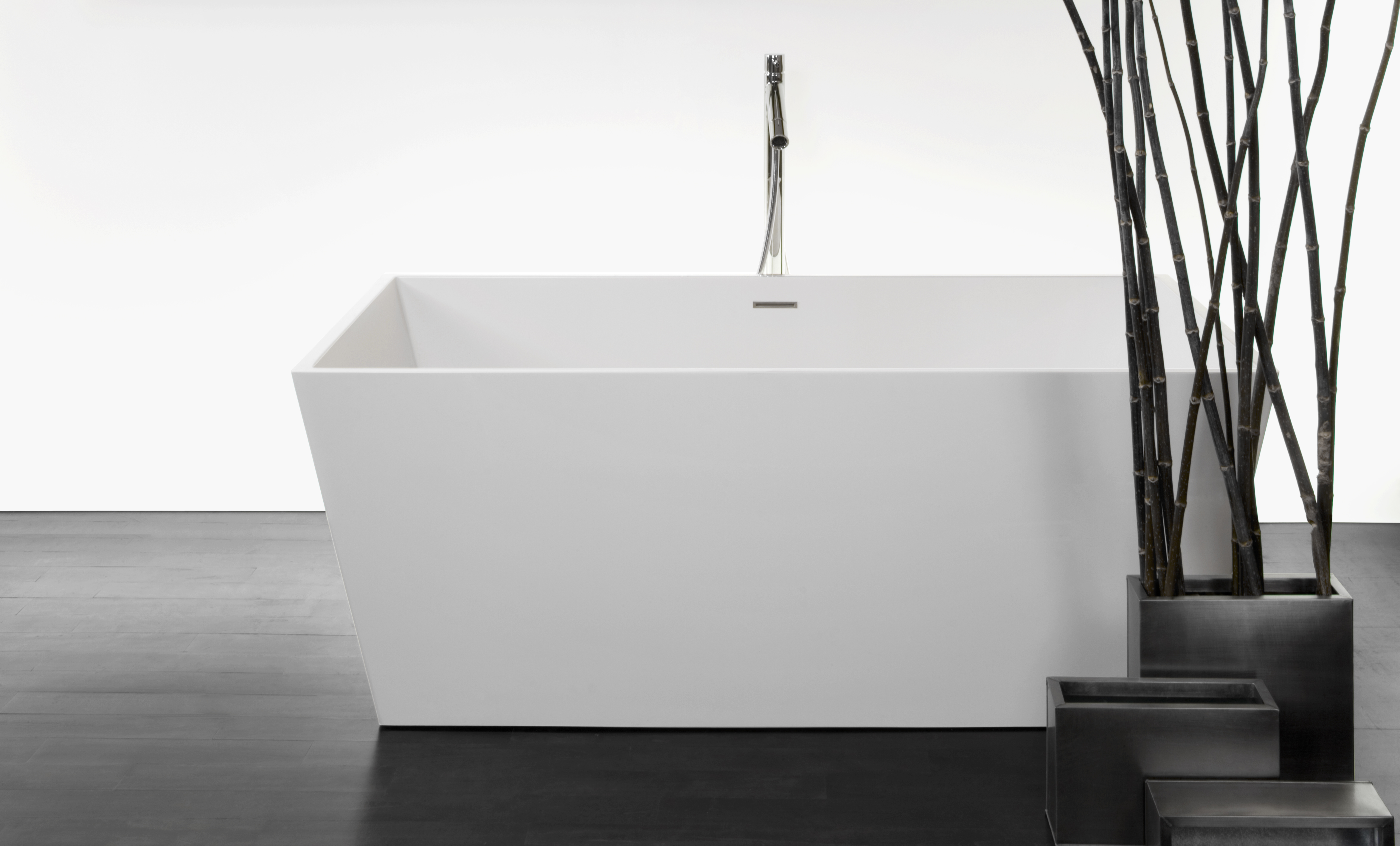 bc0801-2 Alcove tub in white finish