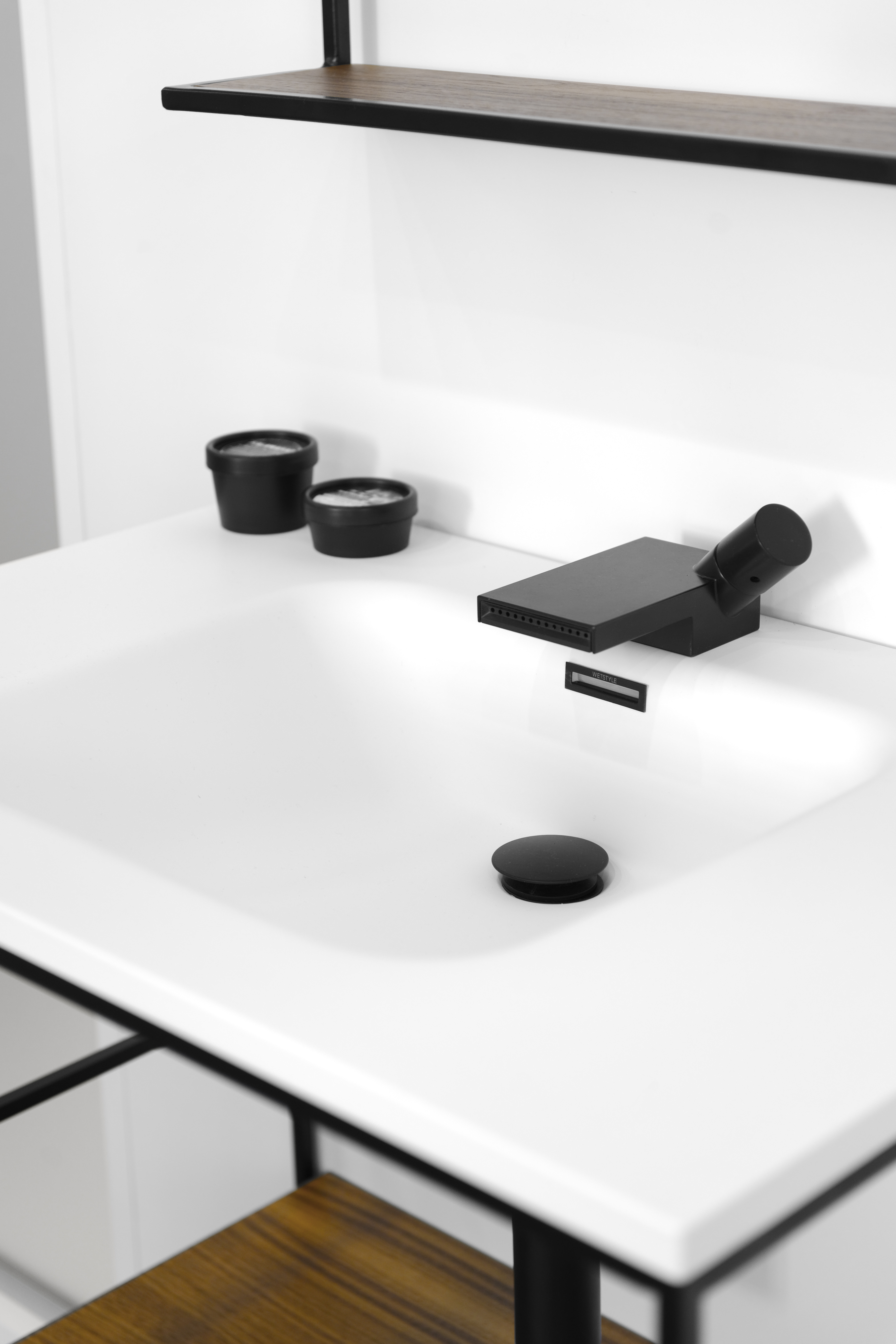c2-console-4 Bathroom vanities