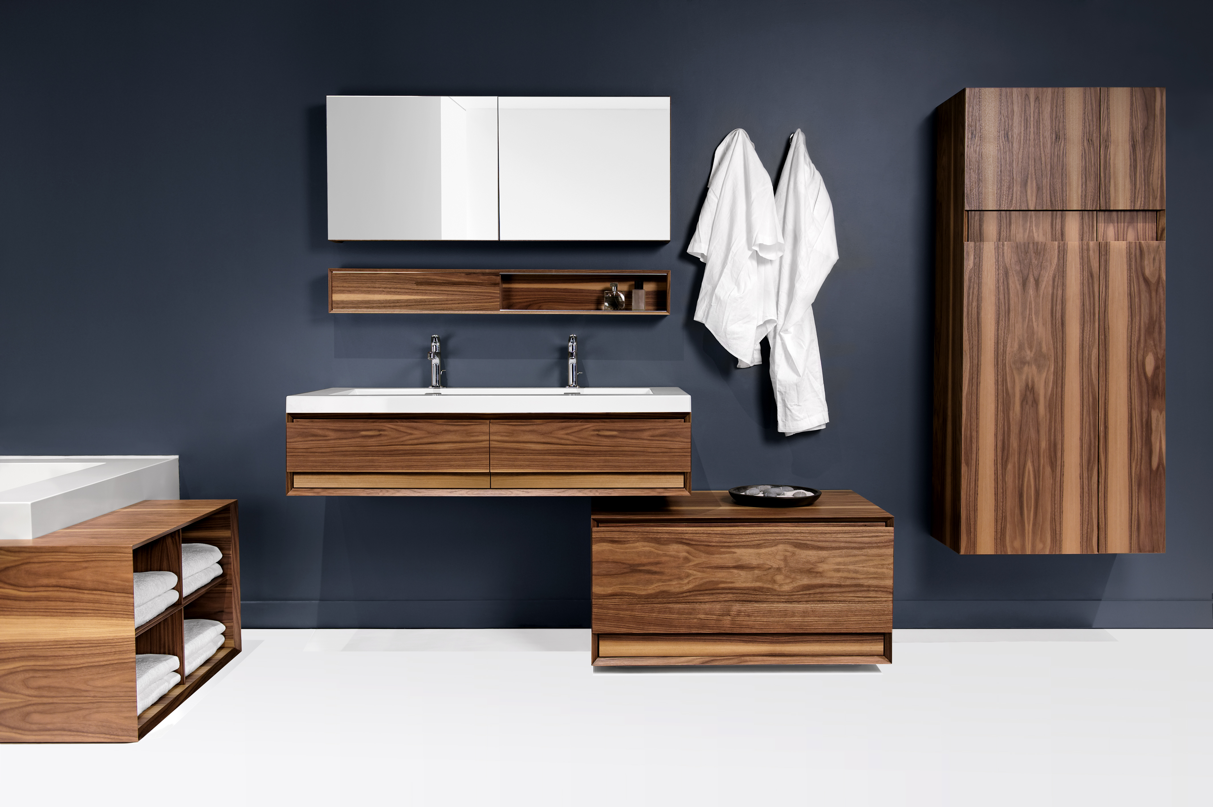 m-storage-cube-3 bathtub storage shelves