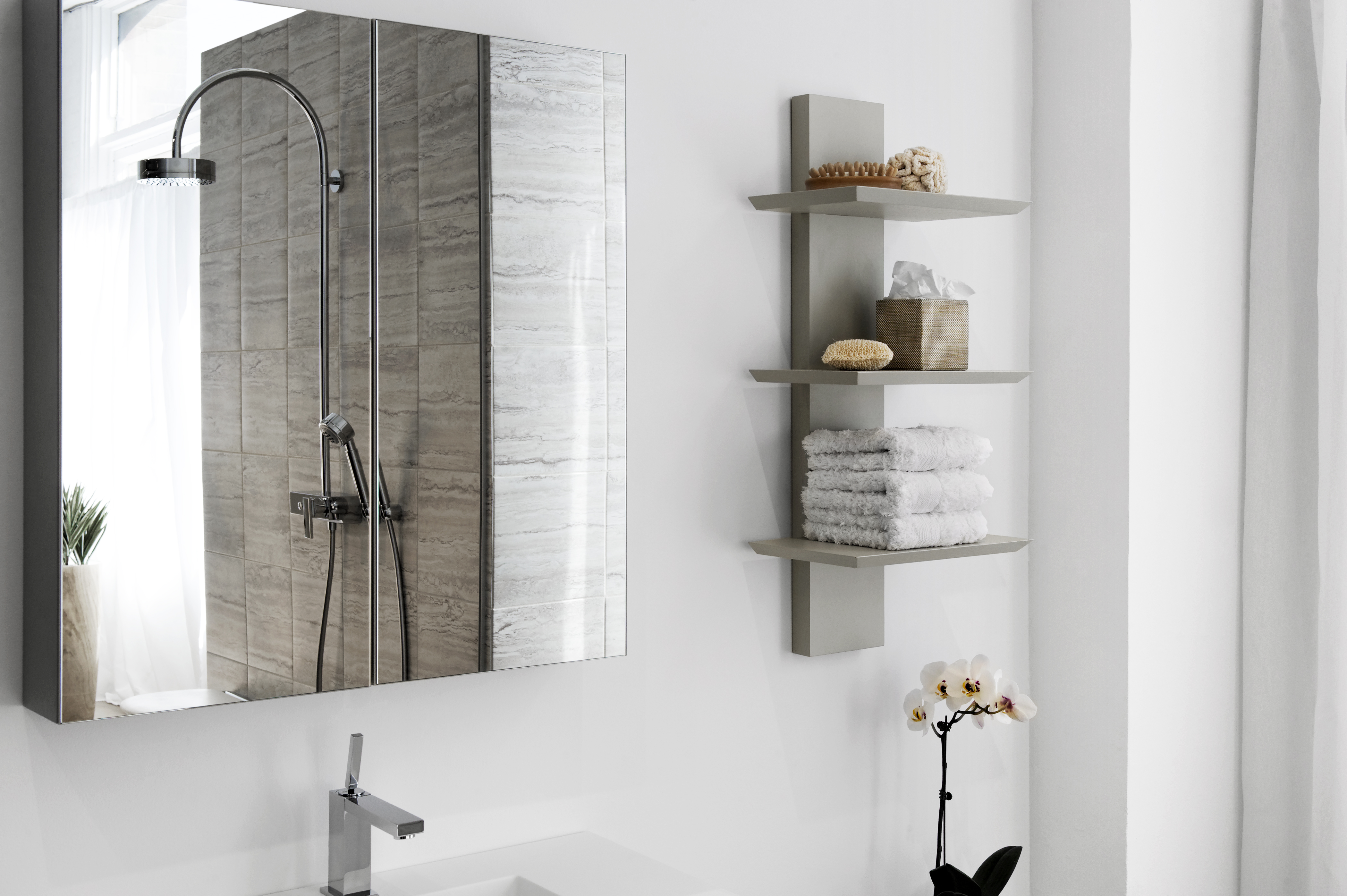 m-towel-holder-1 towel holder by Wetstyle